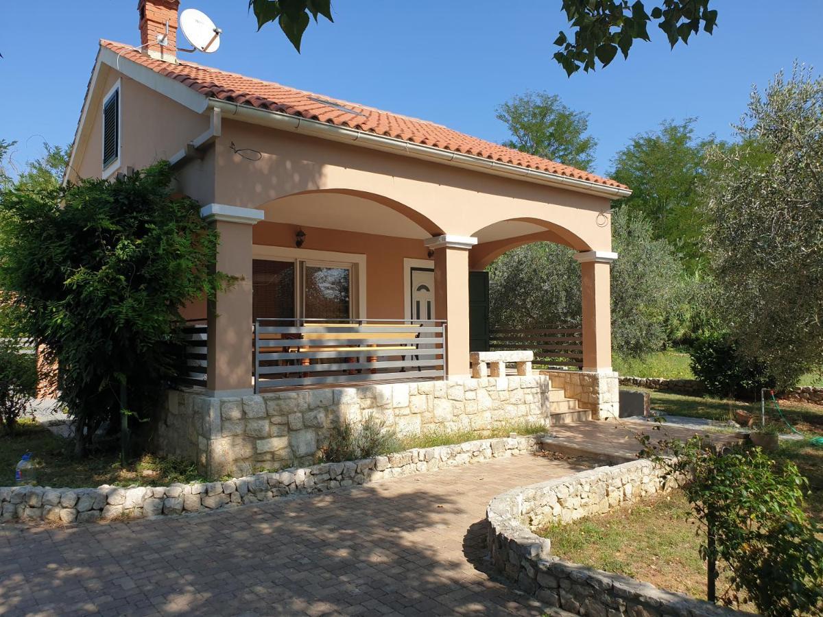 Holiday Home Borna 닌 외부 사진
